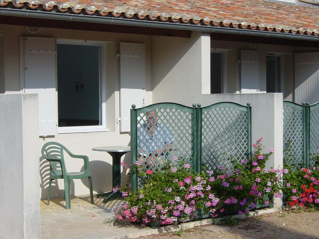 L'insulaire Studios Saint-Denis-dʼOléron Esterno foto